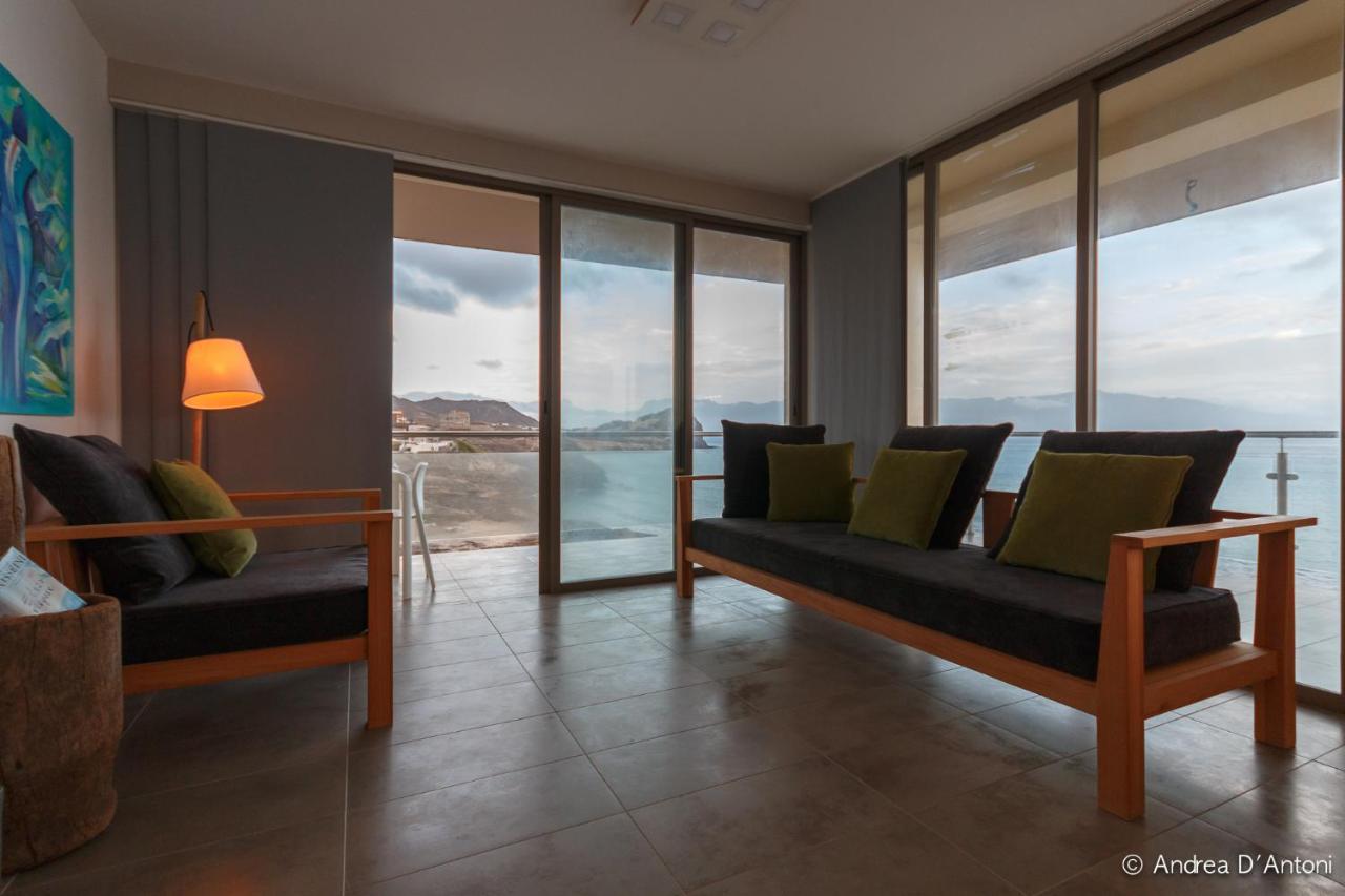 Seafront Holiday House On The Mindelo Bay Exterior photo